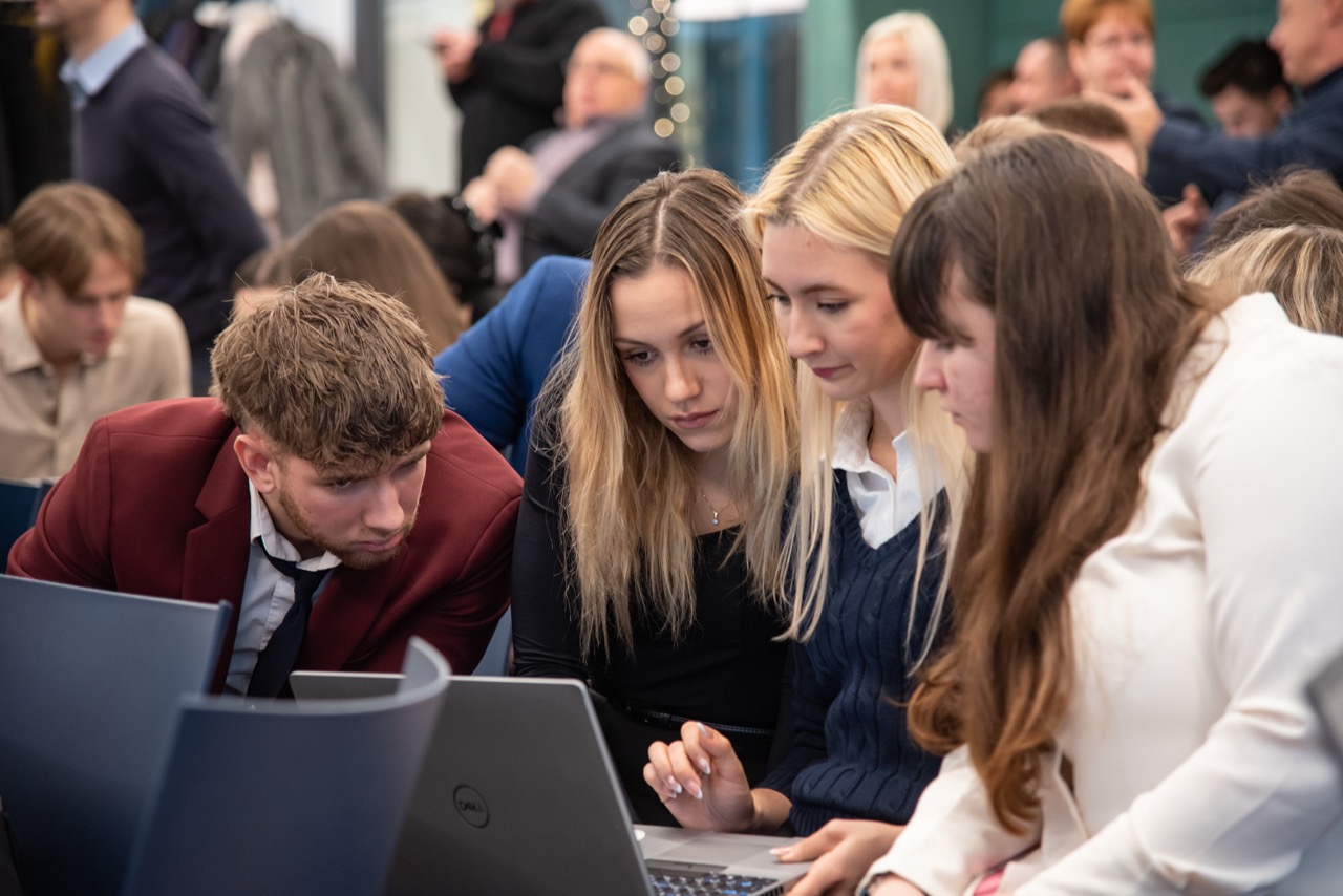 600454182 1326405959504050 5935407782024021113 n